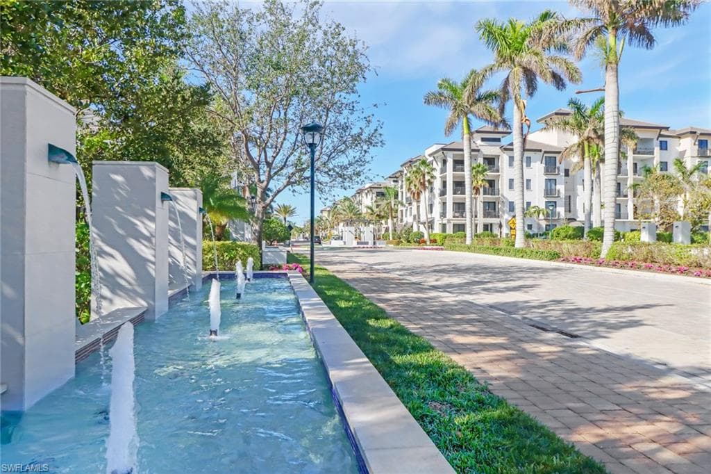 1135 3rd AVE S # 415, NAPLES FL 34102-24