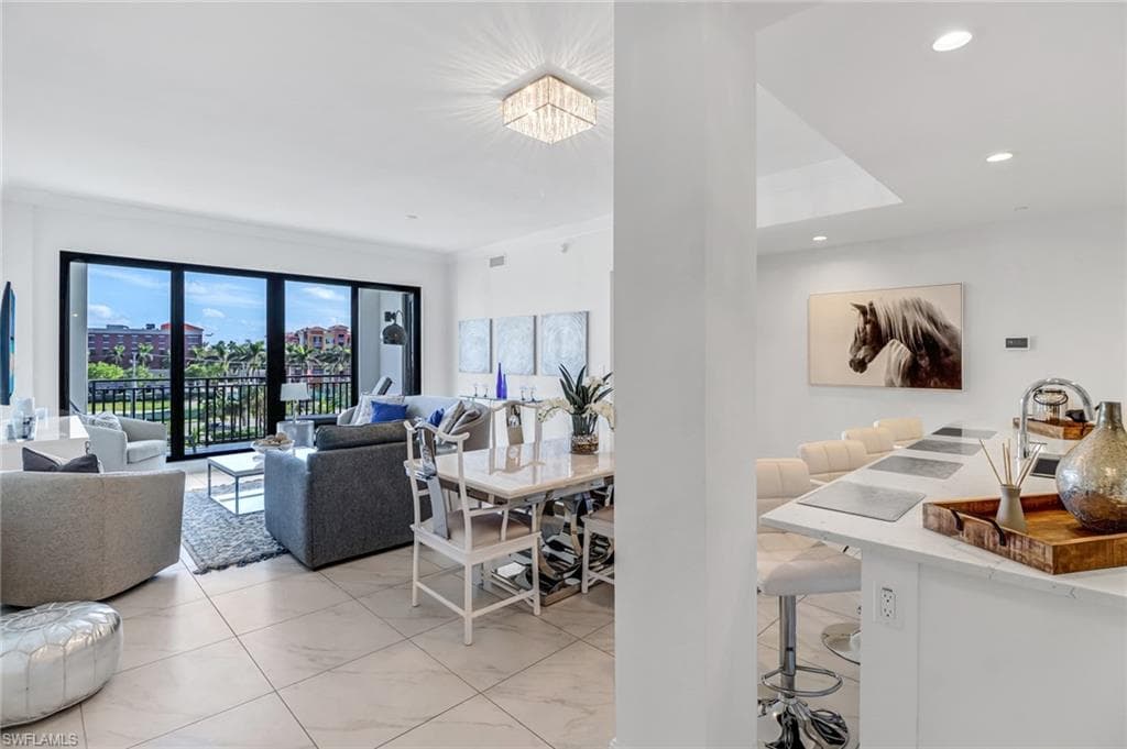 1135 3rd AVE S # 415, NAPLES FL 34102-16