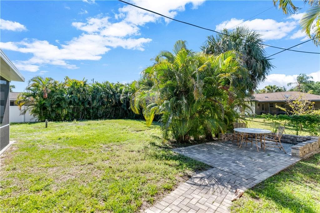 9795 Birr ST, FORT MYERS FL 33919-26
