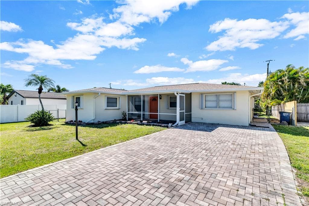 9795 Birr ST, FORT MYERS FL 33919-1