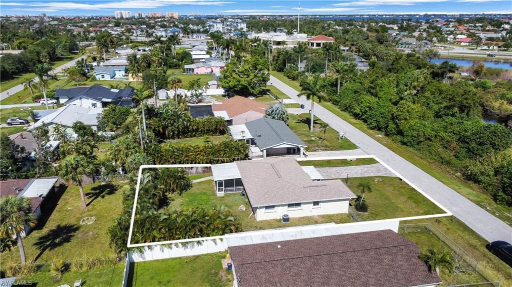 9795 Birr ST, FORT MYERS FL 33919-33