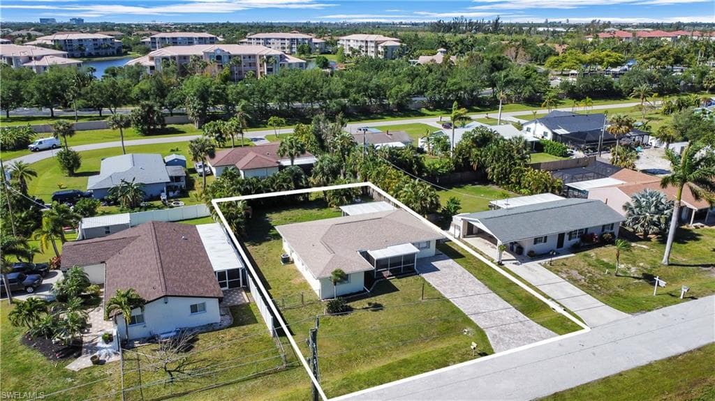 9795 Birr ST, FORT MYERS FL 33919-32