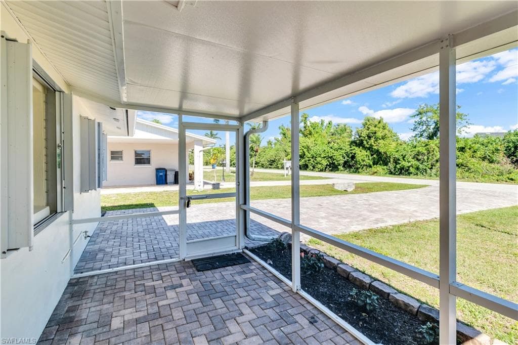 9795 Birr ST, FORT MYERS FL 33919-24