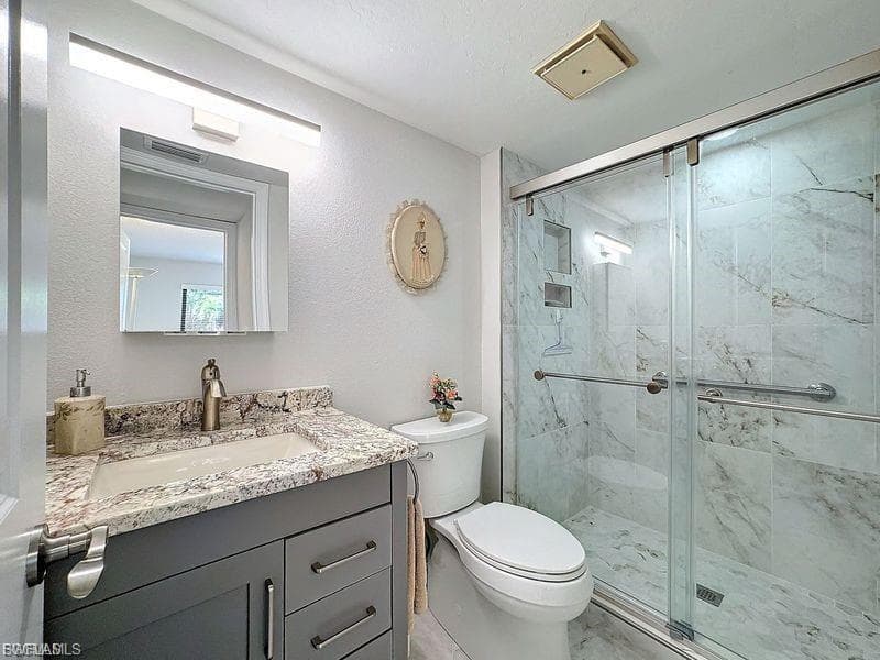 16679 Forest BLVD # 104, FORT MYERS FL 33908-13