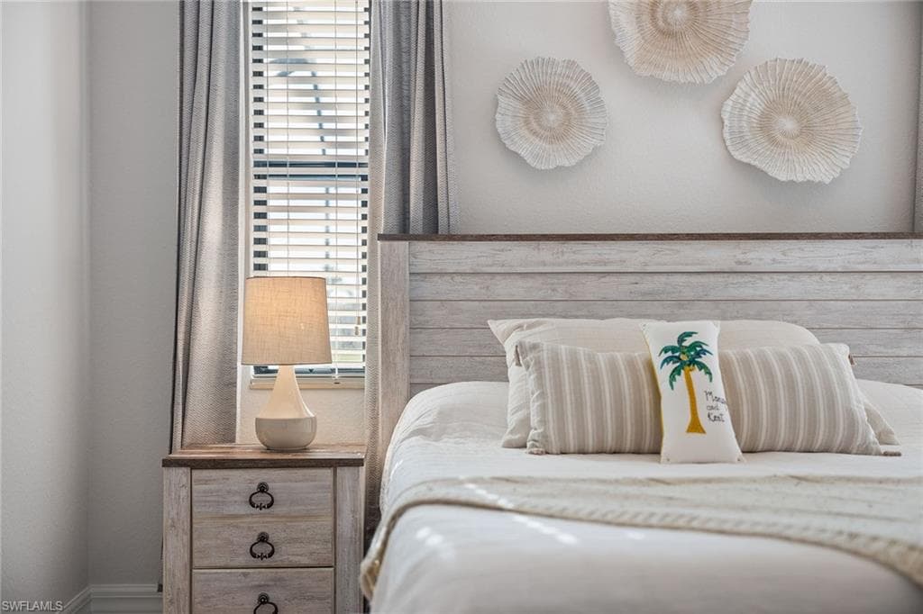 12518 Fenhurst WAY, NAPLES FL 34120-21