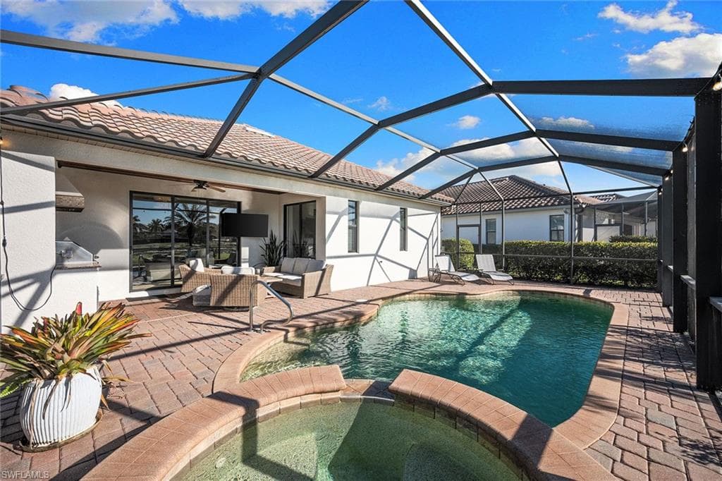 12518 Fenhurst WAY, NAPLES FL 34120-39