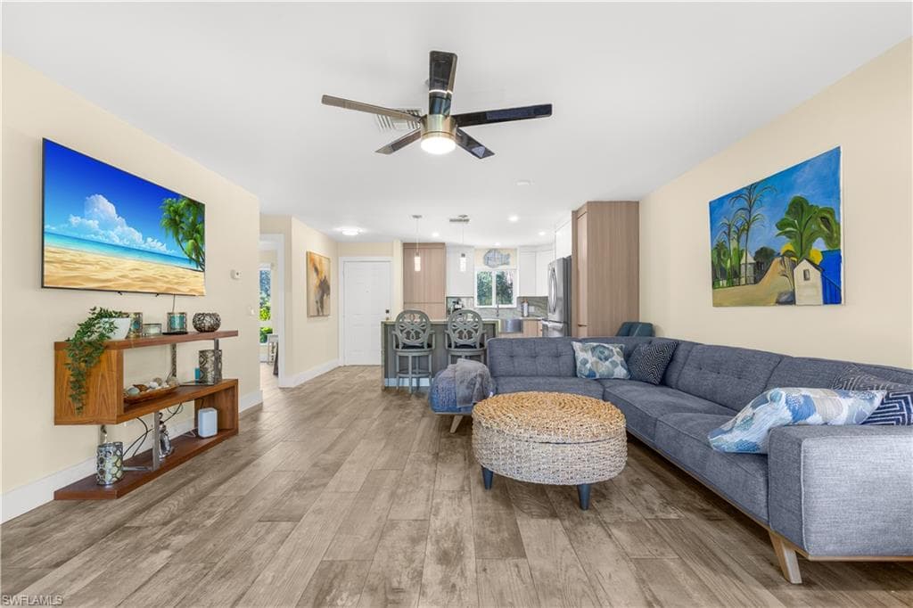 900 Henderson Creek DR # A102, NAPLES FL 34114-22