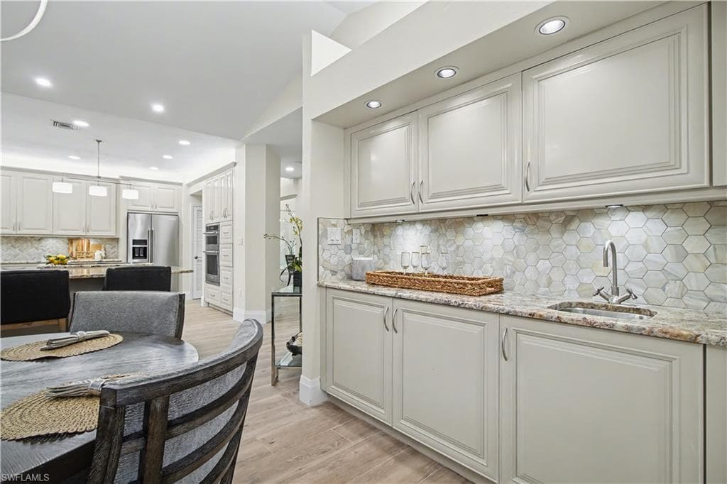5186 Tallowood WAY, NAPLES FL 34116-12