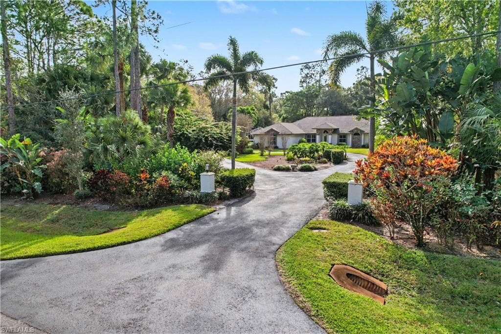 5186 Tallowood WAY, NAPLES FL 34116-46