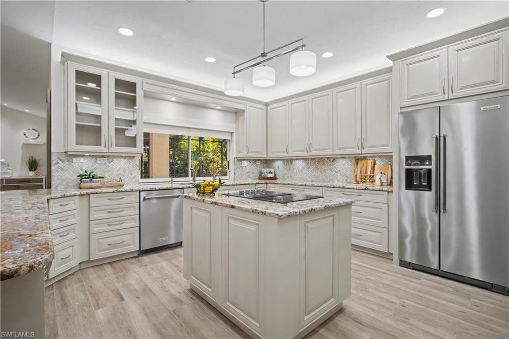 5186 Tallowood WAY, NAPLES FL 34116-11