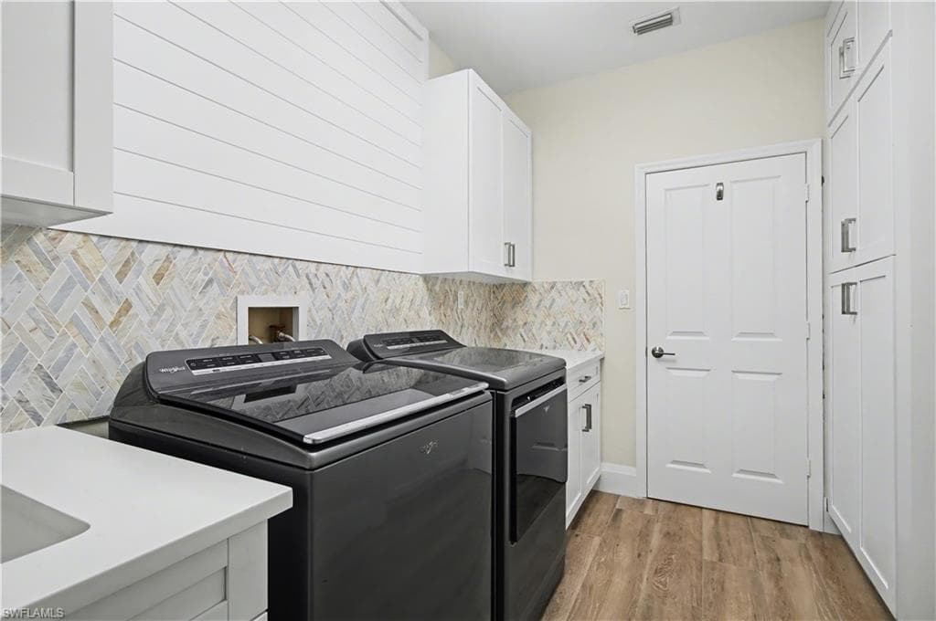 5186 Tallowood WAY, NAPLES FL 34116-32
