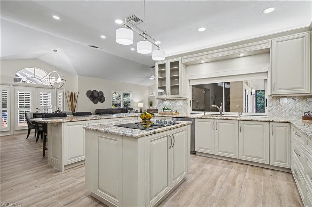 5186 Tallowood WAY, NAPLES FL 34116-10