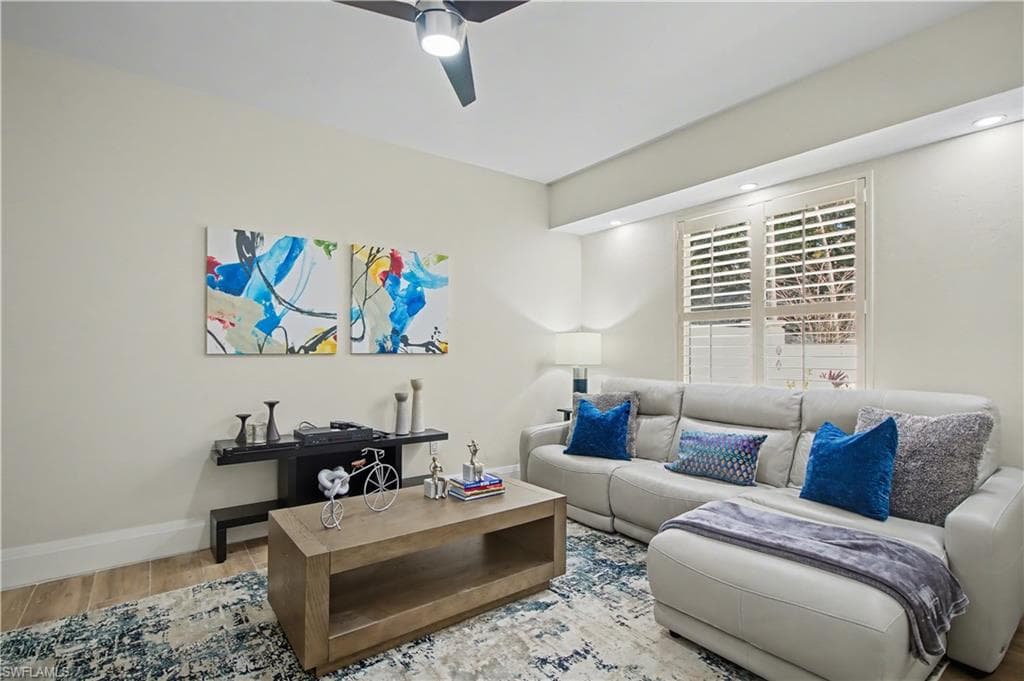 5186 Tallowood WAY, NAPLES FL 34116-20