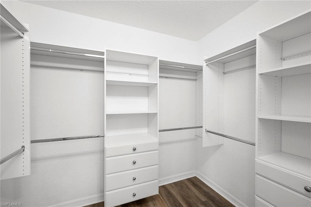 8490 Sumner AVE, FORT MYERS FL 33908-26