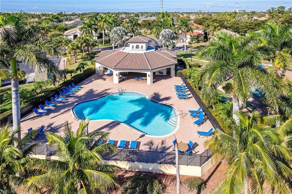 8490 Sumner AVE, FORT MYERS FL 33908-45