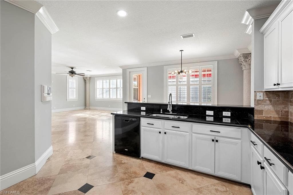 8490 Sumner AVE, FORT MYERS FL 33908-16