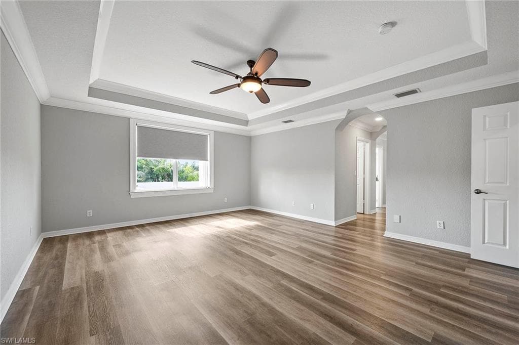 8490 Sumner AVE, FORT MYERS FL 33908-23