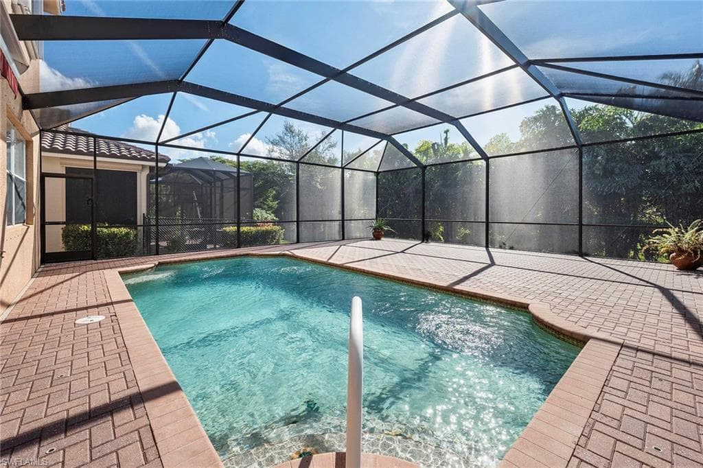 8490 Sumner AVE, FORT MYERS FL 33908-37