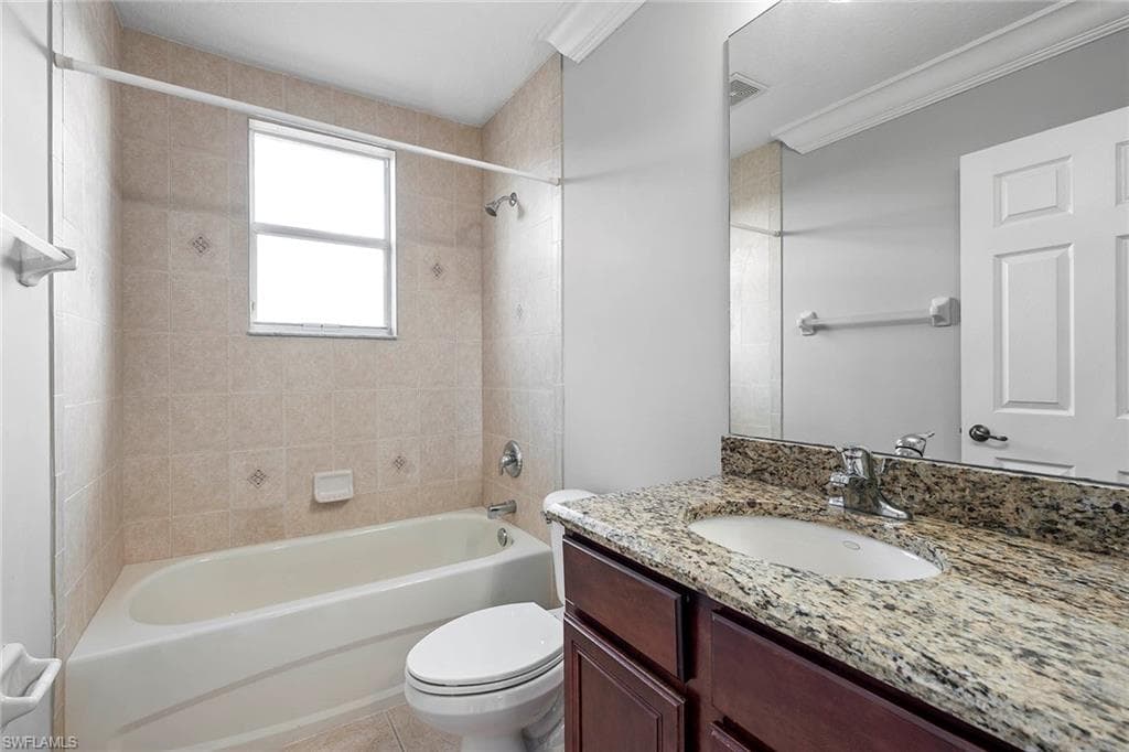 8490 Sumner AVE, FORT MYERS FL 33908-36