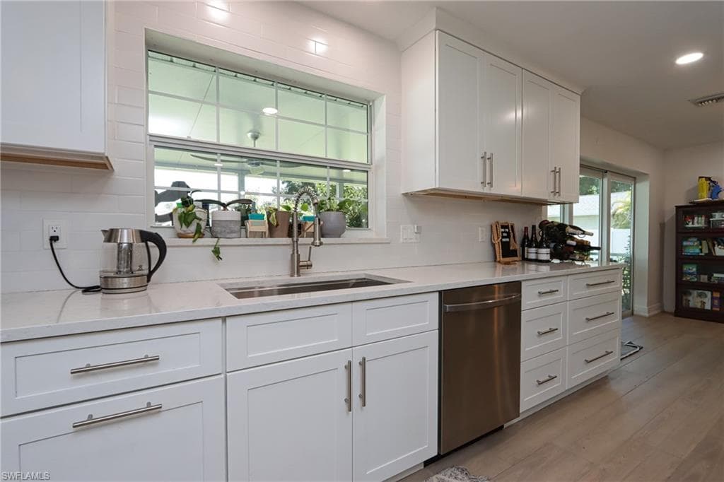 1327 Sunbury DR, FORT MYERS FL 33901-5