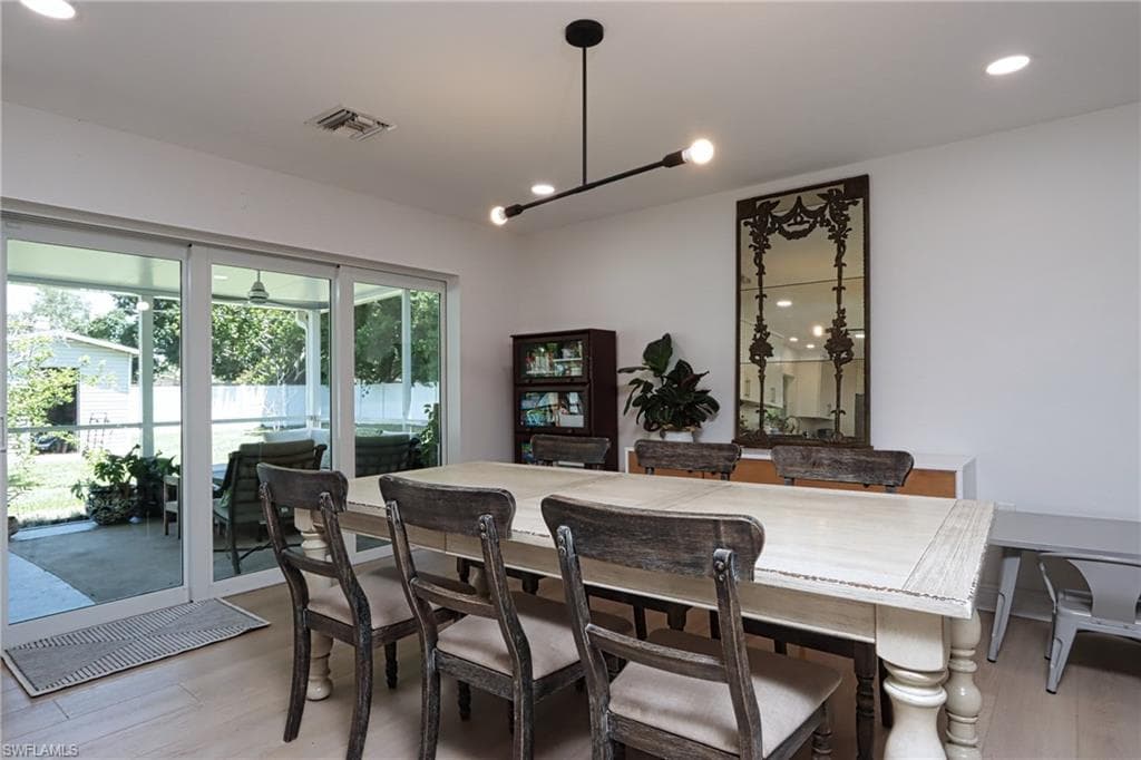 1327 Sunbury DR, FORT MYERS FL 33901-6