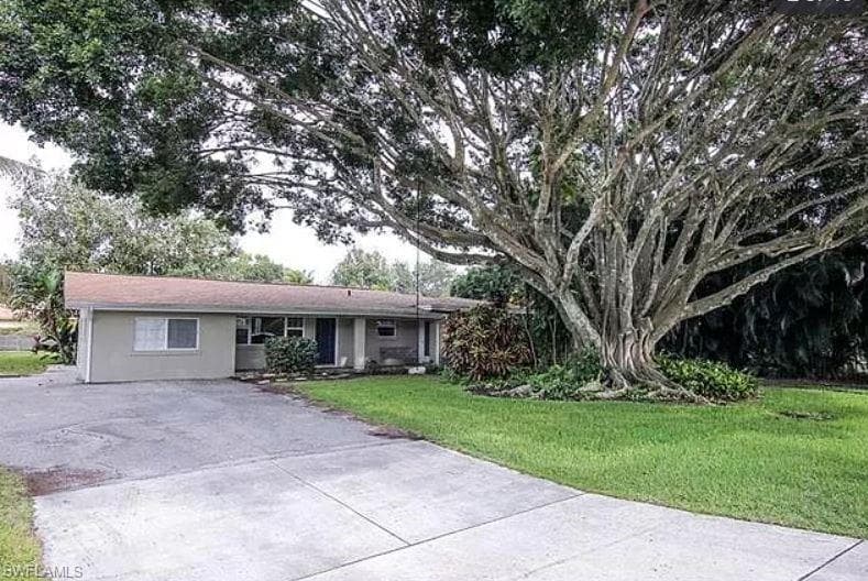 1327 Sunbury DR, FORT MYERS FL 33901-24