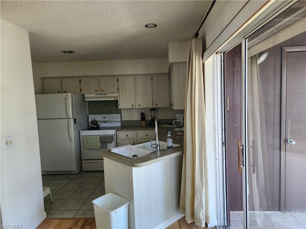 7400 College PKWY # 67C, FORT MYERS FL 33907-40