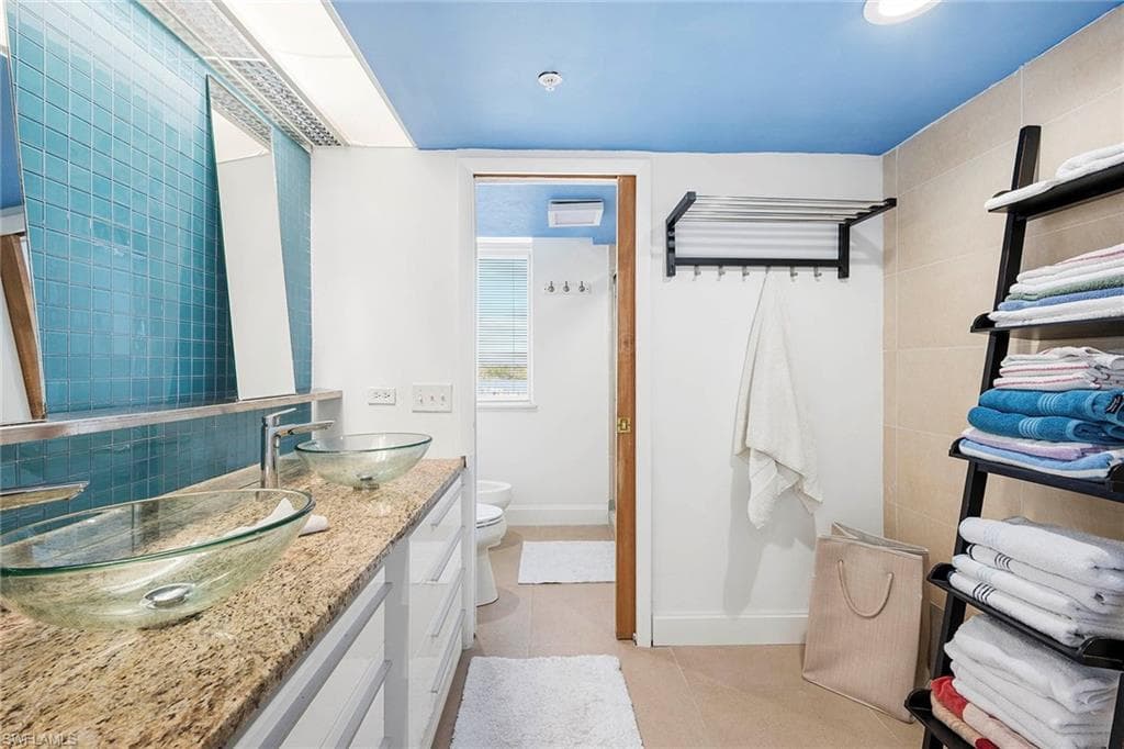 4753 Estero BLVD # 105, FORT MYERS BEACH FL 33931-14