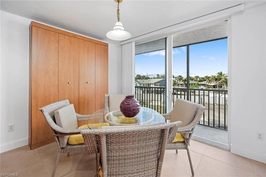 4753 Estero BLVD # 105, FORT MYERS BEACH FL 33931-10