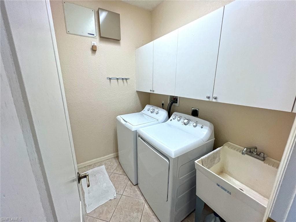 15459 Laguna Hills DR, FORT MYERS FL 33908-27