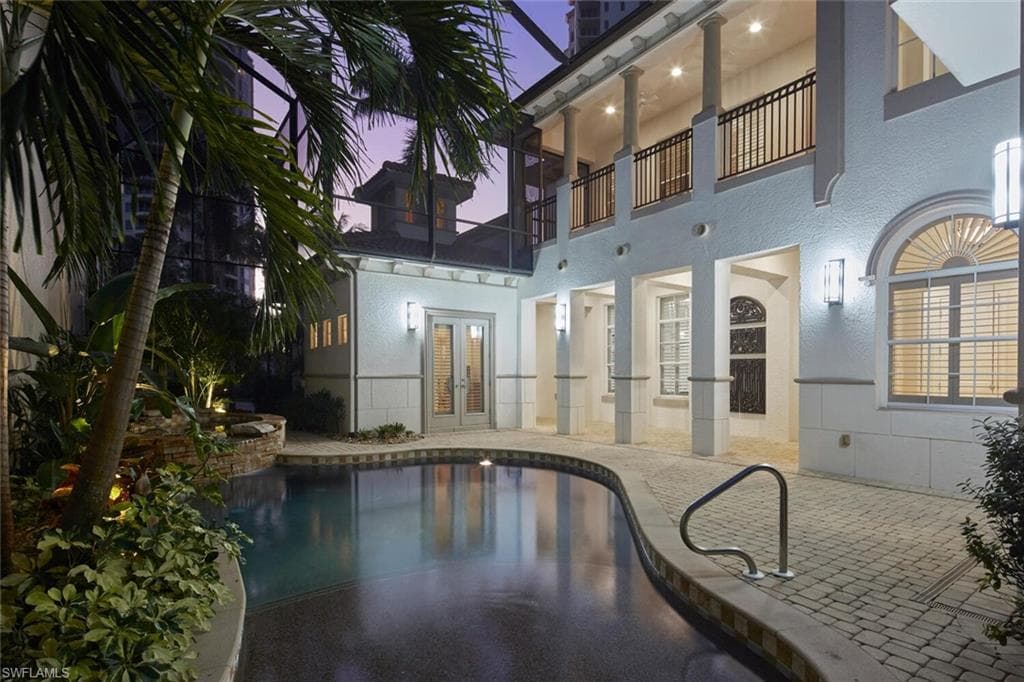 23709 Trevi CT-33