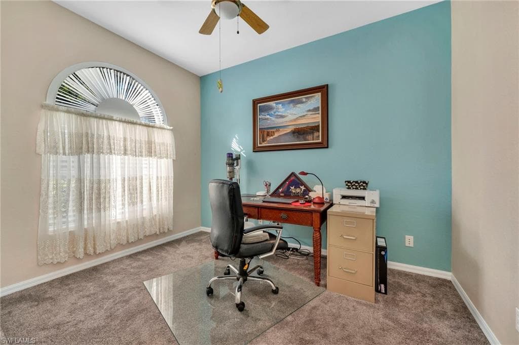 3685 Yosemite CT, NAPLES FL 34116-4