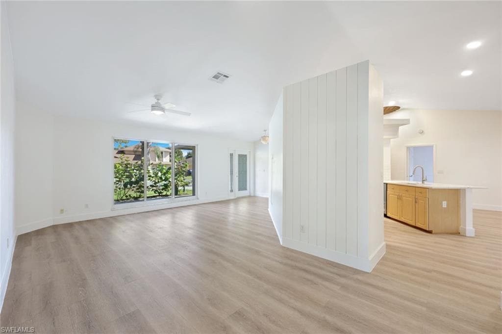 224 Channing CT, NAPLES FL 34110-23