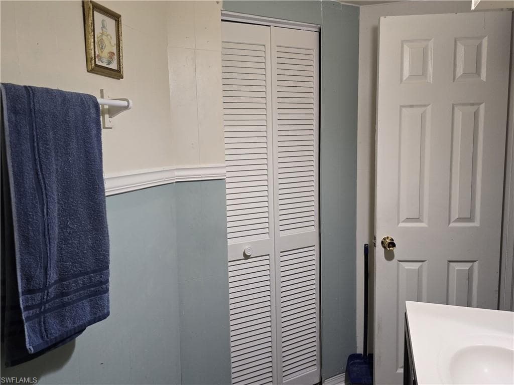 10632 Woods CIR # 1, BONITA SPRINGS FL 34135-5