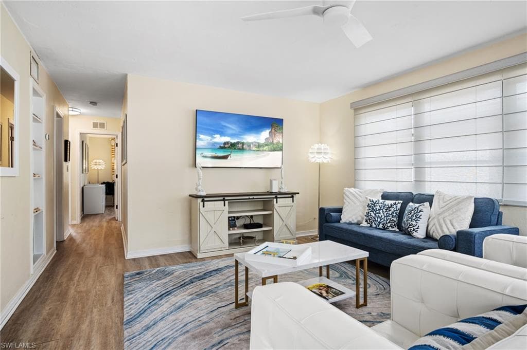 1097 Sperling AVE, NAPLES FL 34103-5