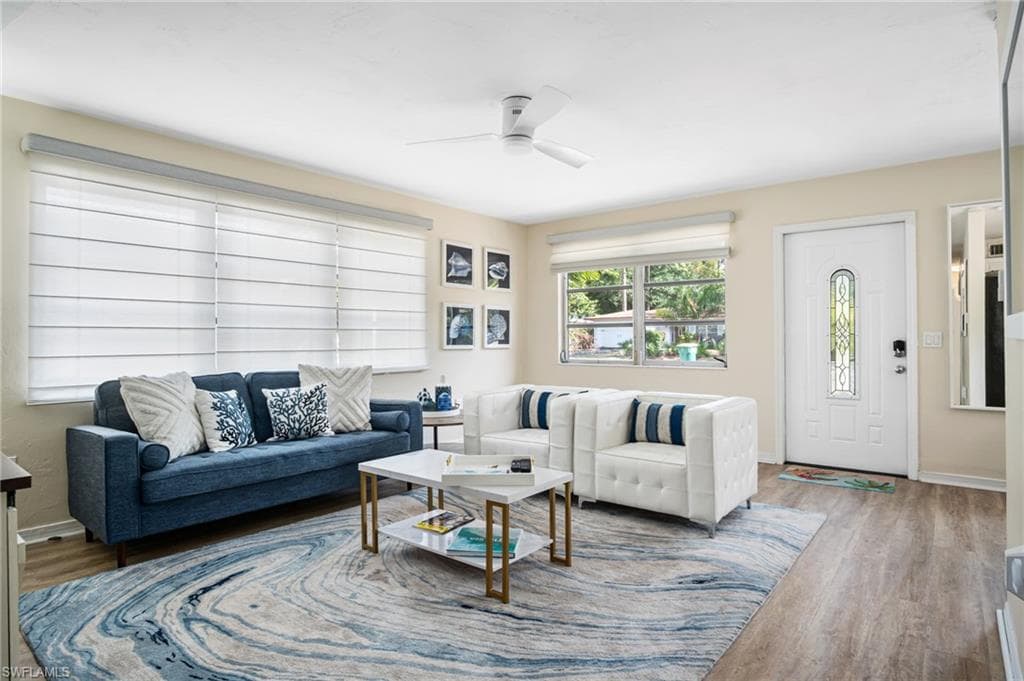 1097 Sperling AVE, NAPLES FL 34103-15