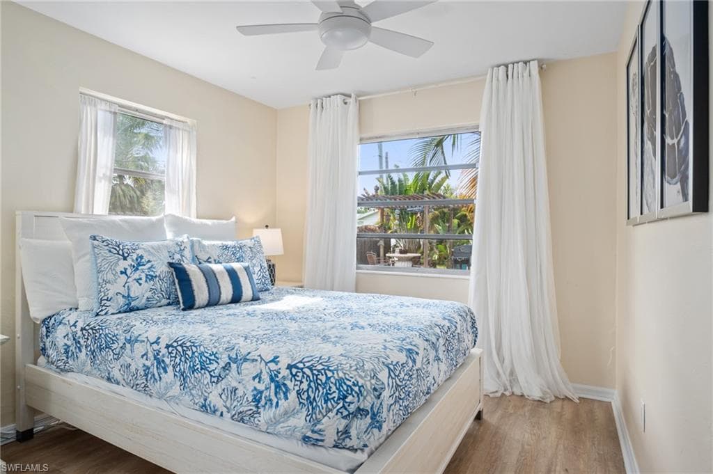 1097 Sperling AVE, NAPLES FL 34103-25