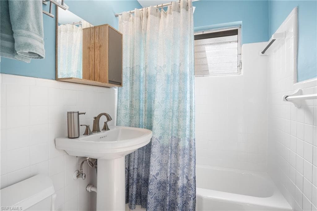 1097 Sperling AVE, NAPLES FL 34103-23