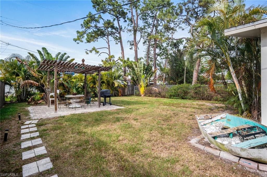 1097 Sperling AVE, NAPLES FL 34103-30