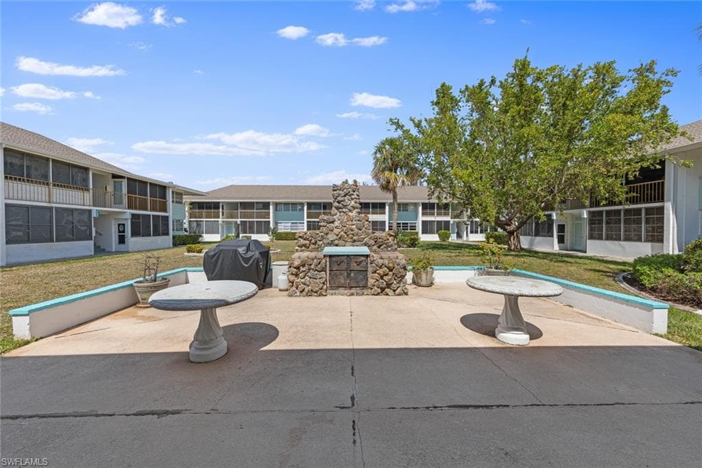 402 SE 42nd TER # 7, CAPE CORAL FL 33904-22