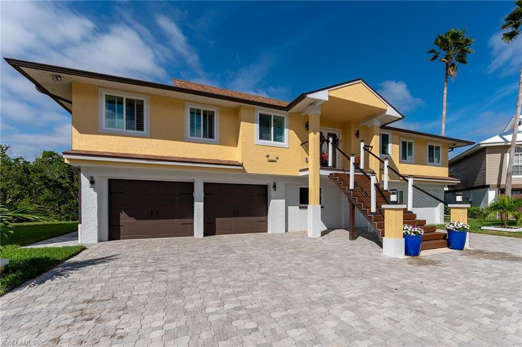 21520/522 Indian Bayou DR, FORT MYERS BEACH FL 33931-5
