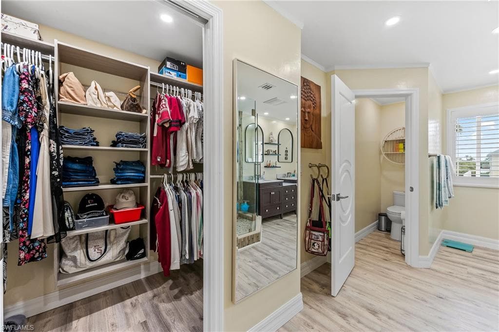 21520/522 Indian Bayou DR, FORT MYERS BEACH FL 33931-31
