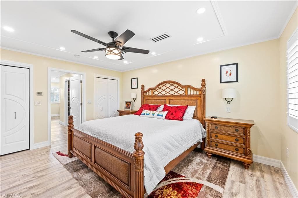 21520/522 Indian Bayou DR, FORT MYERS BEACH FL 33931-27
