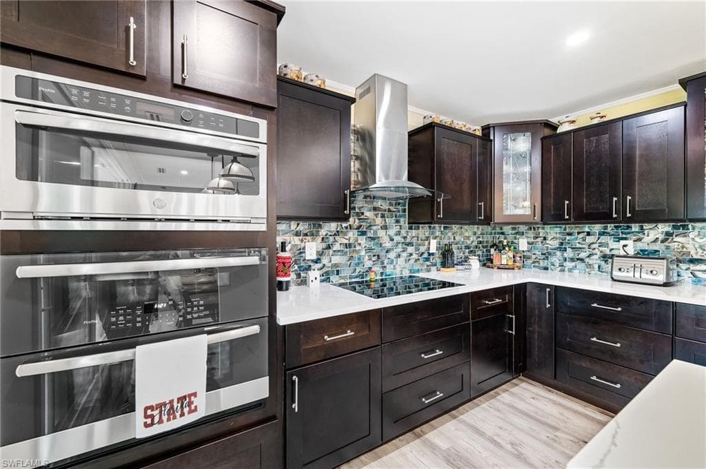 21520/522 Indian Bayou DR, FORT MYERS BEACH FL 33931-19