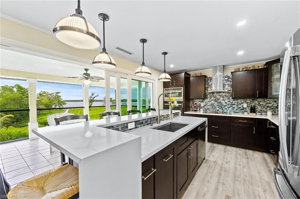 21520/522 Indian Bayou DR, FORT MYERS BEACH FL 33931-17