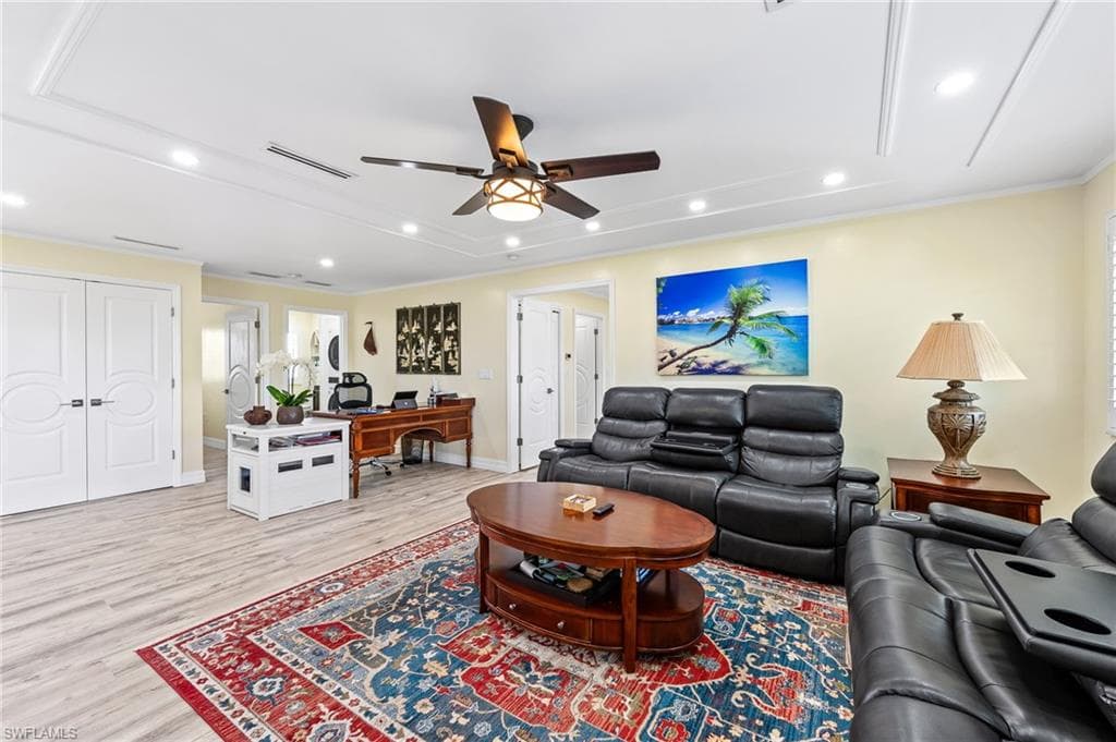 21520/522 Indian Bayou DR, FORT MYERS BEACH FL 33931-10