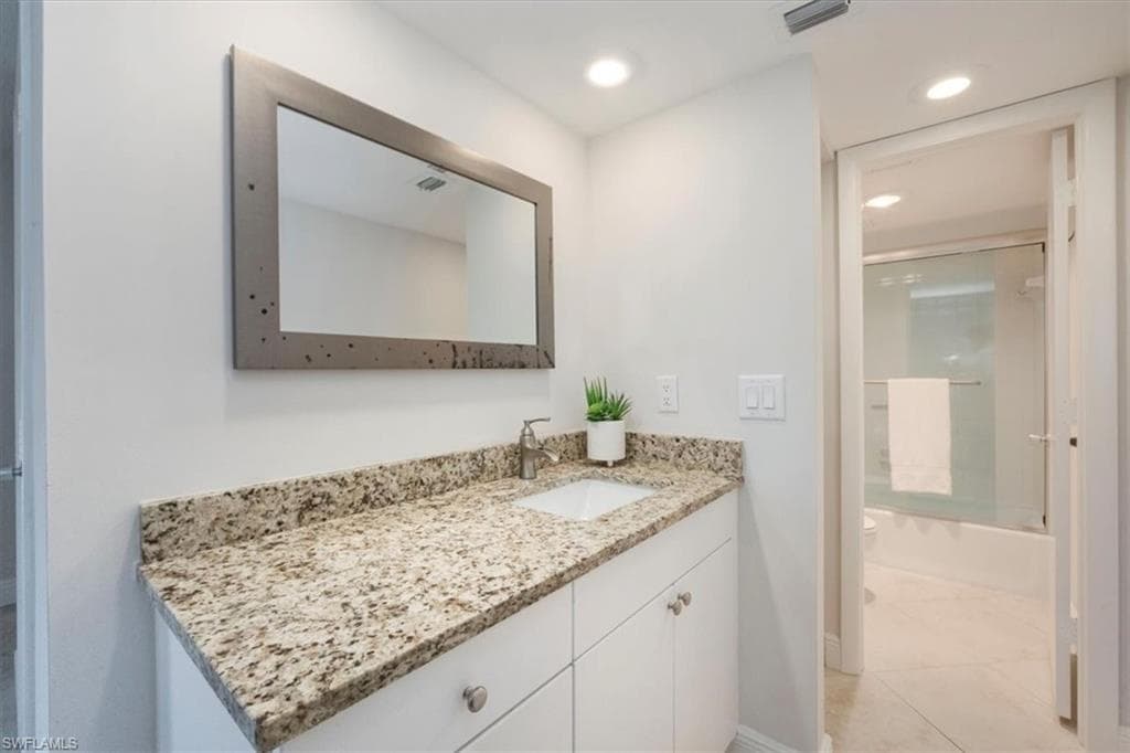4126 Belair LN # B6, NAPLES FL 34103-16