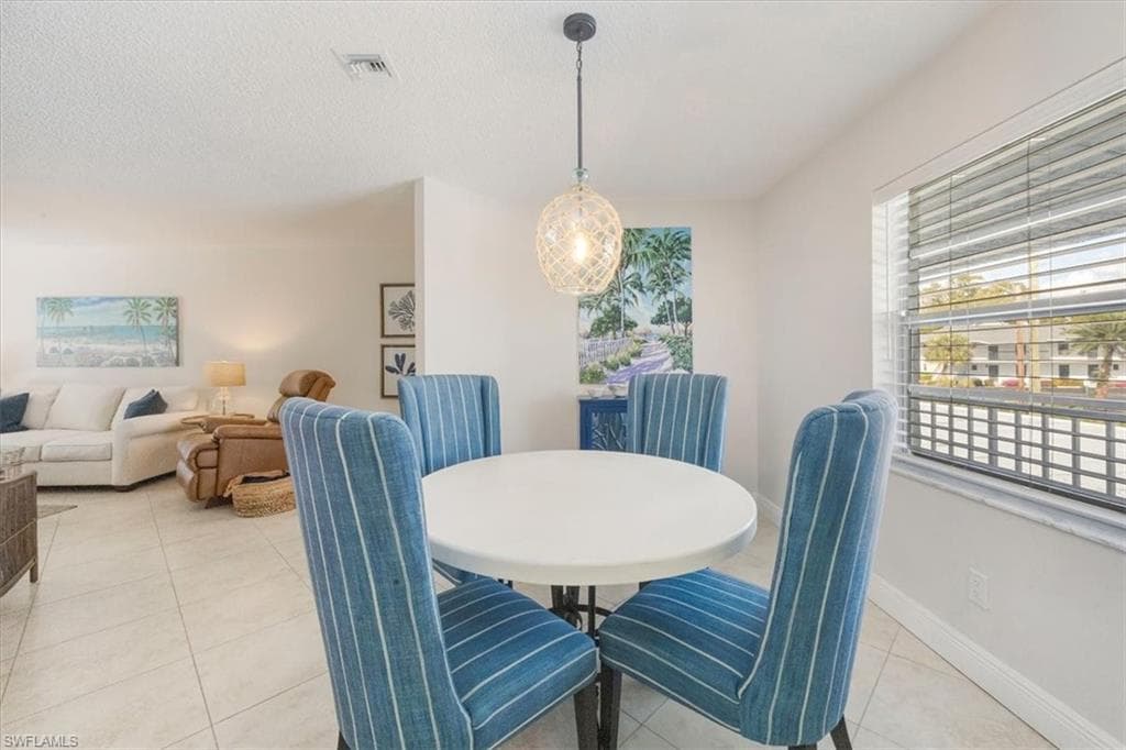 4126 Belair LN # B6, NAPLES FL 34103-8