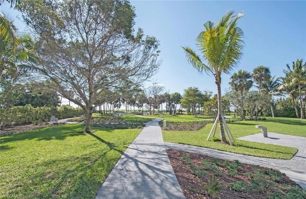 4126 Belair LN # B6, NAPLES FL 34103-24