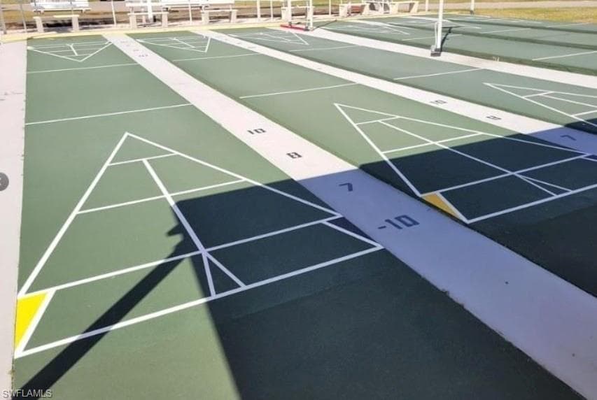 2774 Wedgewood DR, NORTH FORT MYERS FL 33917-10